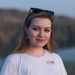 Юхацкова Елена